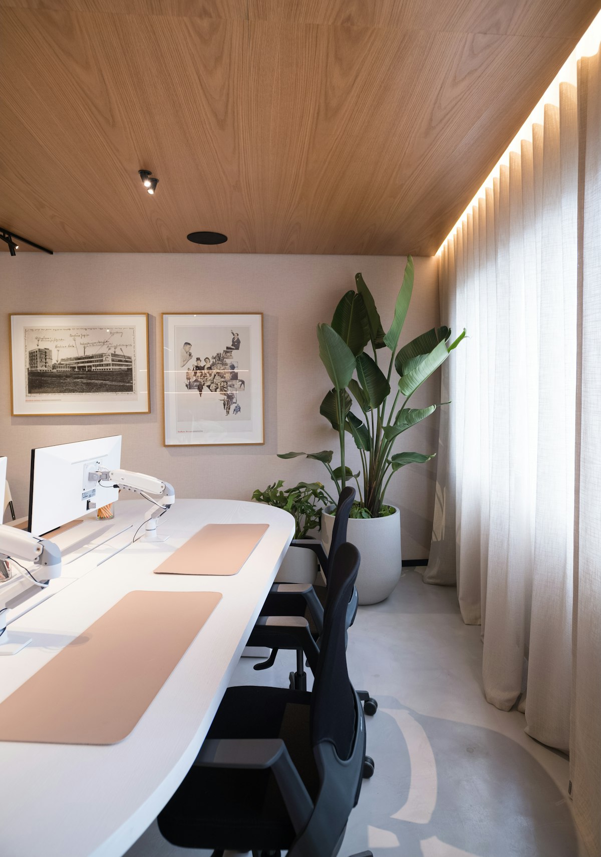 LaviTrip office